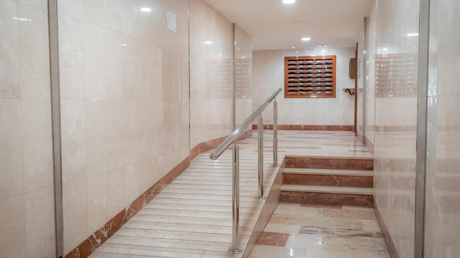 Ibericabeds Figares Apartment Granada Spain